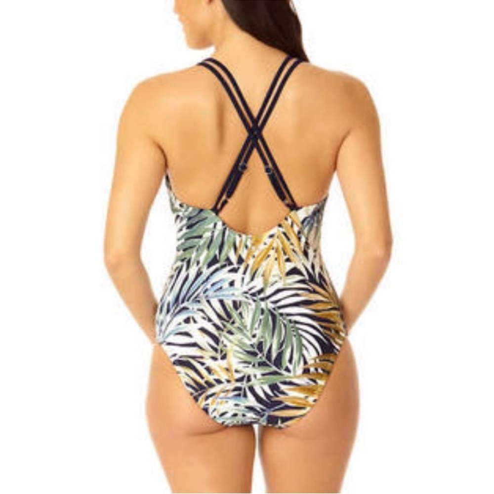 Hurley Ladies' One-Piece Swimsuit, UPF
50+, Cayman Palms, Size L - Picture 3 of 8